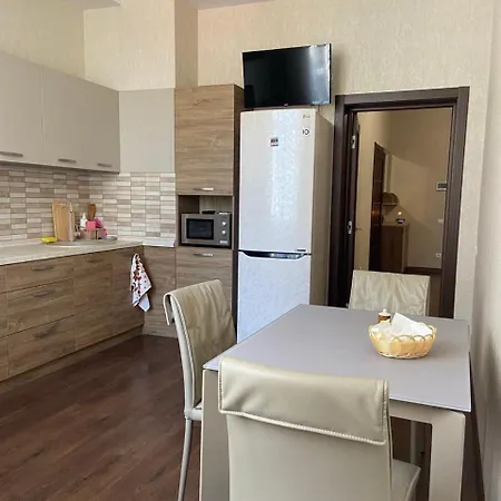 Apartment посуточно 7 минут до моря