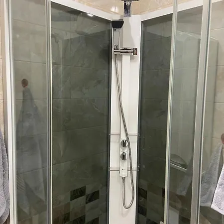 посуточно 7 минут до моря Apartment